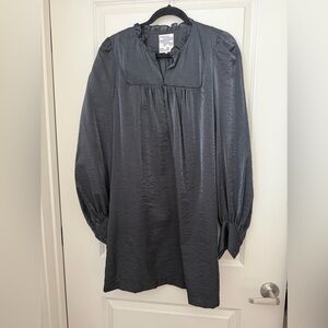 Elegant Gray Long-Sleeve Blouse